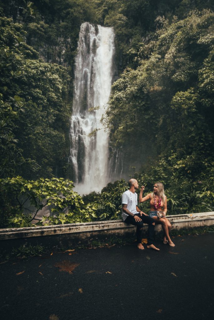 Xavier & Katie near a Maui waterfall